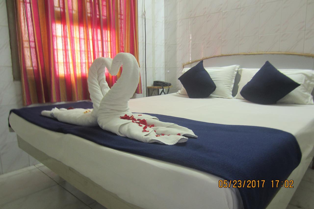 מלון טירופאטי Sree Vaibhav Residency מראה חיצוני תמונה